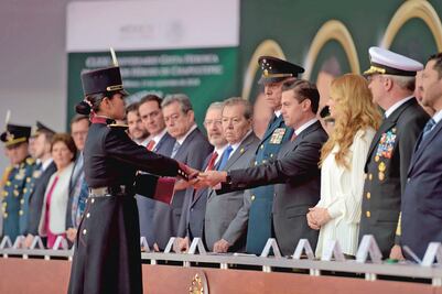 EPN: en deuda, si no se da marco legal a Fuerzas Armadas