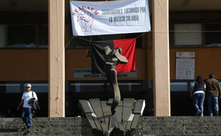 Inician protestas en UAEM por retraso en pago de aguinaldos