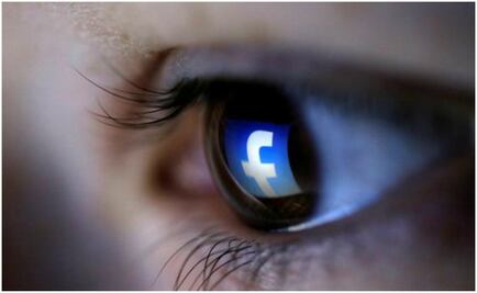 ¿Debes cerrar Facebook mientras ves porno en línea?