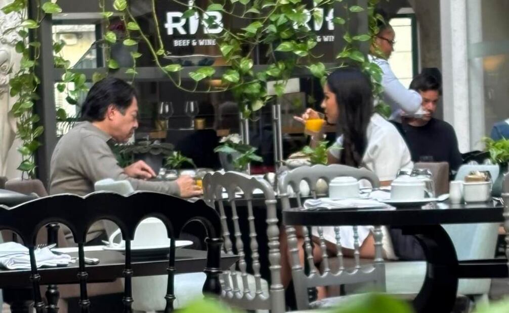 Mario Delgado Carrillo fue captado vacacionando en el restaurante del hotel Pousada de Lisboa, Portugal. Foto: X @ClaudioOchoaH