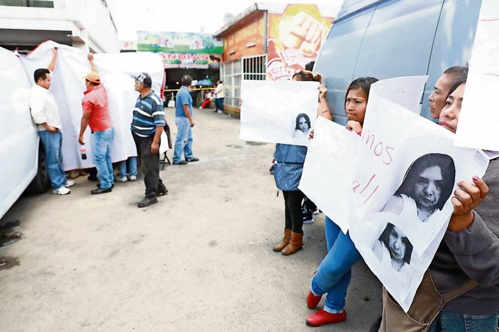Integrantes de diversas ONG se manifestaron por puntos de la ciudad para repudiar los hechos y acusaron que se trata de un “asesinato de Estado” (OMAR CONTRERAS. EL UNIVERSAL)