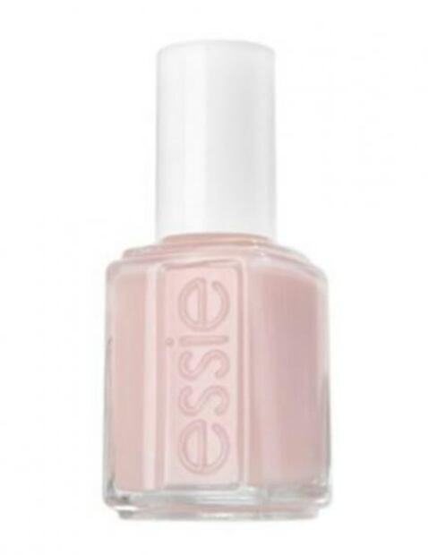  Alto a las uñas descuidadas: 5 esmaltes nude que te harán sentir segura