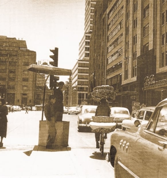 El pan viajaba en la cabeza