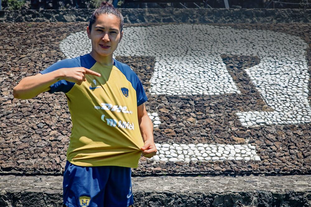 Entrevista con la jugadora del Club Pumas femenil, Desireé Monsiváis. Foto: Hugo Salvador/ El Universal