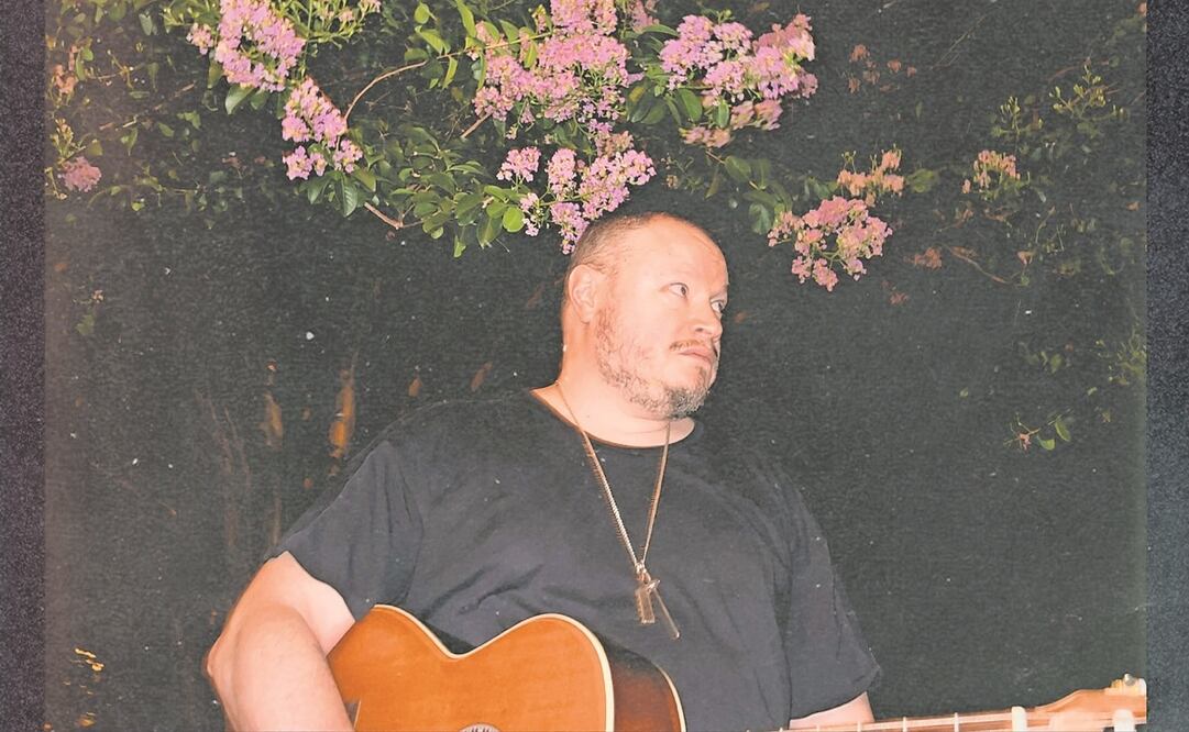 El cantautor asegura que ha aprendido a trabajar sin volverse loco; este año tuvo gira con su compañero Noel y a la vez trabajó en nuevos temas. Foto: Sony Music