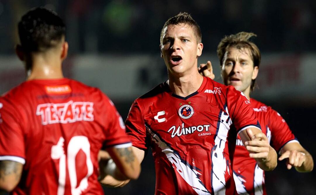 Furch celebra el primer gol de Veracruz. Imago 7
