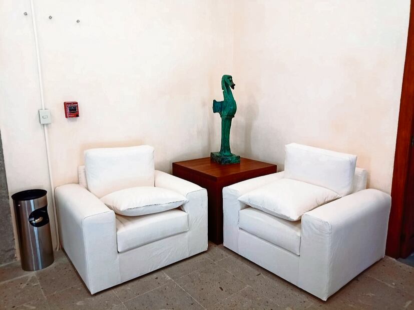 Parte de la inversión asignada al proyecto de remodelación se ocupó para adquirir mobiliario que decorará los diferentes espacios.