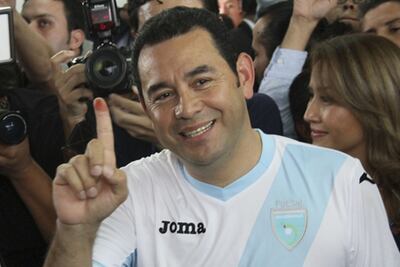 Comediante lidera elección presidencial de Guatemala