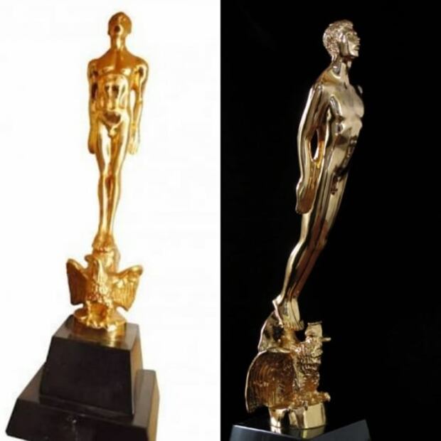 La estatua masculina que escandalizó por su desnudez