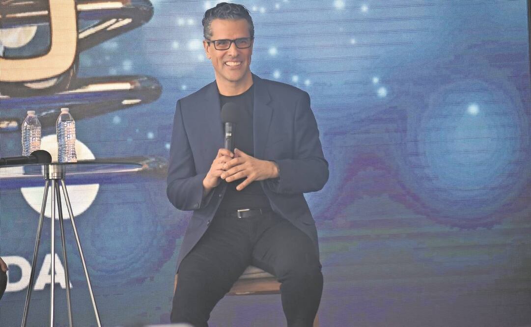 El conductor estrenará el programa Escape perfecto el próximo 10 de abril por Azteca Uno.