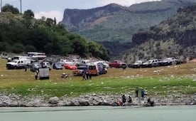 Naufragio de embarcación en presa Zimapán deja una persona fallecida y un sobreviviente; autoridades de Hidalgo y Querétaro buscan a 4 desaparecidos