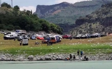 Naufragio de embarcación en presa Zimapán deja una persona fallecida y un sobreviviente; autoridades de Hidalgo y Querétaro buscan a 4 desaparecidos