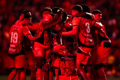 Xolos de Tijuana empiezan con el pie derecho el Apertura 2025; derrotan a los Gallos Blancos de Querétaro