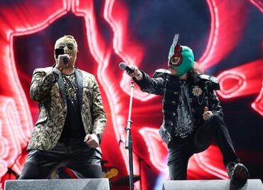 El Escorpión Dorado se echa palomazo con el Tri en el Vive