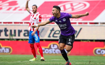 Mazatlán FC se burla de Chivas y los escándalos de sus futbolistas