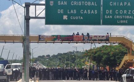 Marchan en Chiapas a 11 meses de caso Iguala