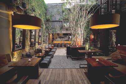 Influencer quería comer gratis en uno de los mejores restaurantes del mundo, SUD777 en el número 52