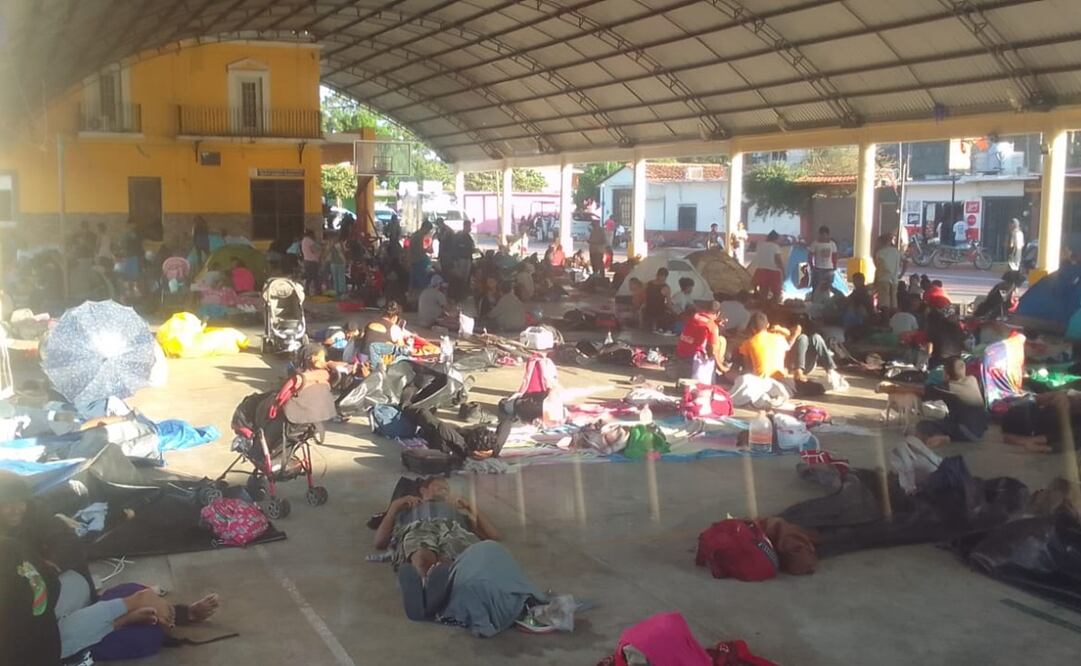 Pese a que el gobierno de Oaxaca aseguró que se iba haciendo más pequeña, el coordinador de la caravana, Ulises Ortiz, informó que el número de migrantes de la caravana aumentó. Foto: Especial