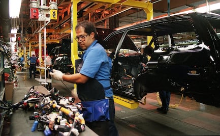 Covid-19 detiene maquiladoras; trabajadores reciben 60% de su sueldo