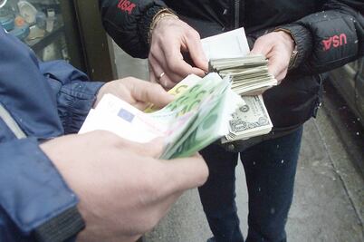 Ventas en EU y PIB en la eurozona, los referentes