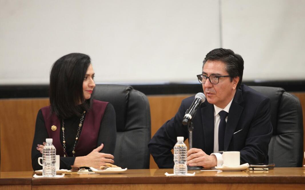En el acto se encuentra el Subdirector General Editorial de EL UNIVERSAL, David Aponte (FOTO: IVAN STEPHENS/EL UNIVERSAL)