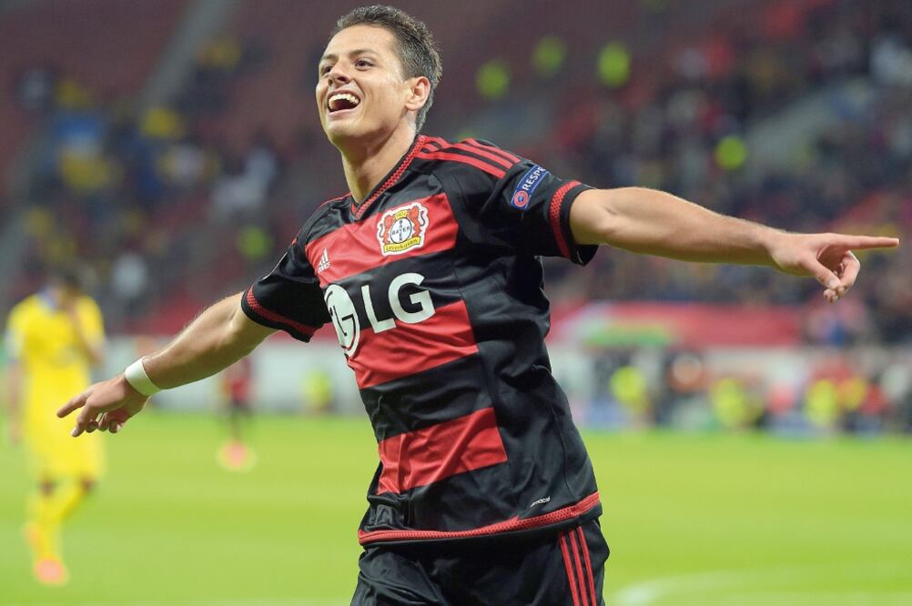 ‘Chicharito’ hizo el tercer gol para el conjunto de la aspirina y termina así su racha negativa de no anotar (FEDERICO GAMBARINI. EFE)