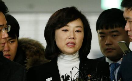 Corea del Sur pide perdón por lista negra de artistas