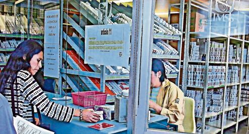 “El país, lejos del sistema de salud como Dinamarca”