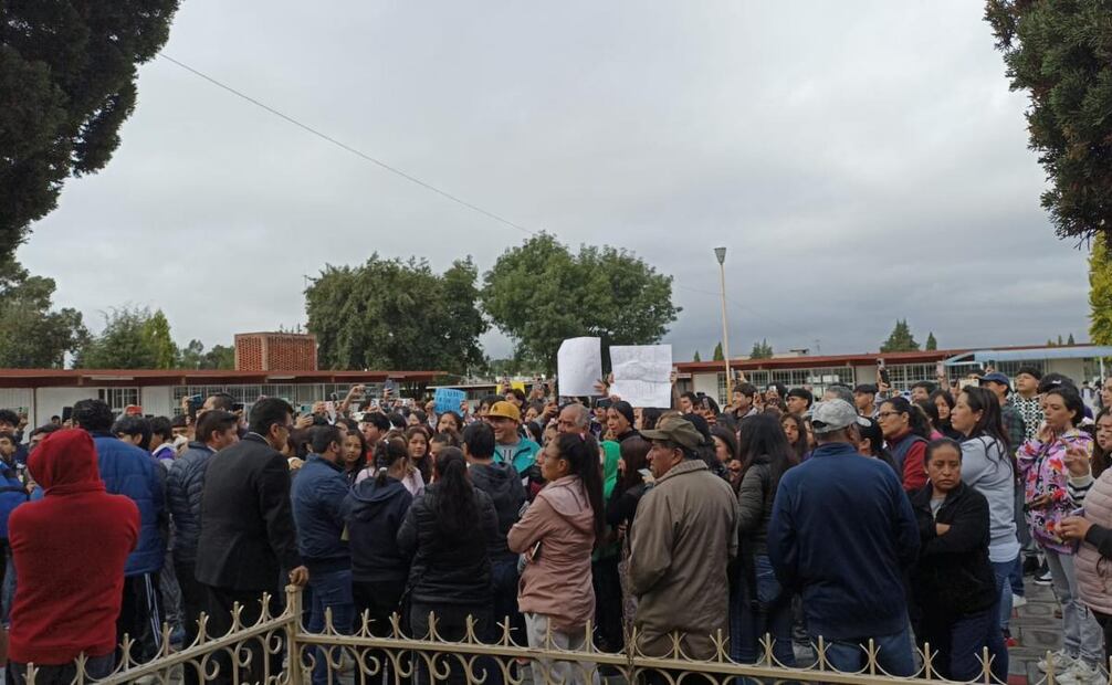 Piden justicia para estudiante de bachilleres herido por su compañera (29/09/2025). Foto: Especial