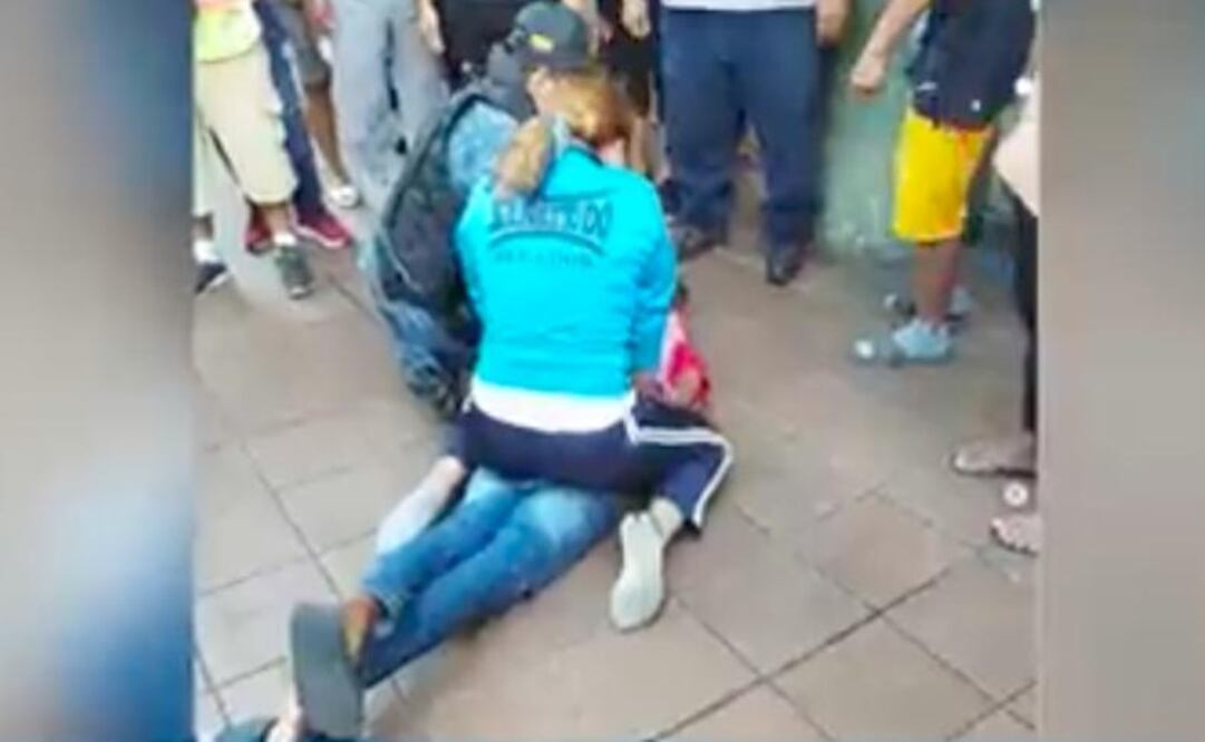 Ruth Torello dedica su vida a enseñar defensa personal a las mujeres y niñas de ese país. Foto: Twitter: @alcaldiagye