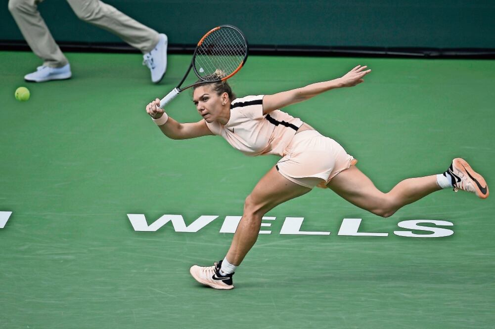 Simona Halep, uno del mundo, disputó tres sets contra Petra Martic (MARK. TERRIL. AP)