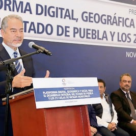 Gobierno de Puebla entrega a sus 217 municipios Atlas de Riesgo