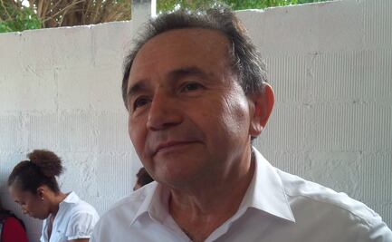 Pech se registra como candidato de Morena en Q.Roo