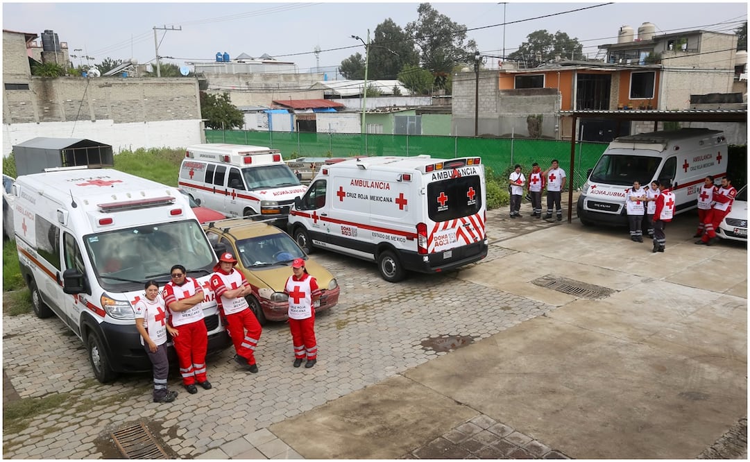 Cruz Roja de Chalco retoma actividades después de que las instalaciones duraron ocho días bajo el agua. Foto: Luis Camacho|El Universal