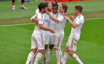 Real Madrid gana con polémica, se acerca al título de LaLiga