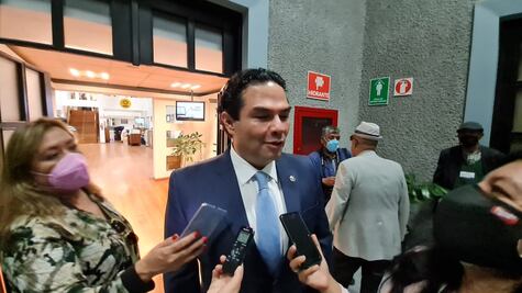 Niegan que iniciativa de matrimonios igualitarios en Edomex esté "empantanada"