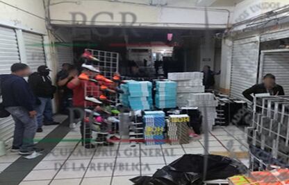 Aseguran más de 26 mil piezas de tenis “pirata” en Tepito