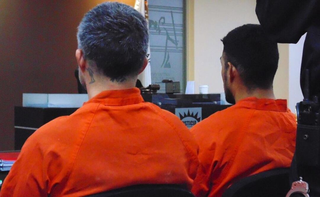 Hugo Alfredo “N” y Hernan “N” fueron enviados a prisión mientras continúa la investigación por la agresión del periodista mexicalense Jorge Heras. 
Foto: Especial.