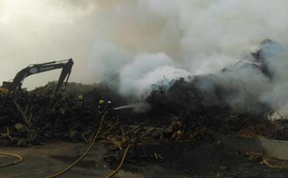 Se registra incendio en Bordo Poniente
