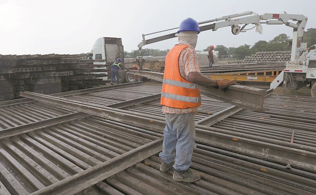 Originalmente, el Tren Maya estaba diseñado para realizar un recorrido de mil 440 kilómetros, pero con los cambios de ruta del Tramo 4 se estima que ahora abarcará mil 502 kilómetros. Foto: ARCHIVO EL UNIVERSAL 