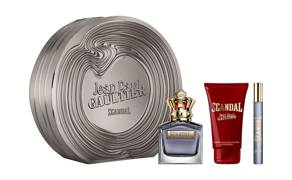 Para regalo, puedes elegir un set de tu fragancia favorita. Foto: Sephora