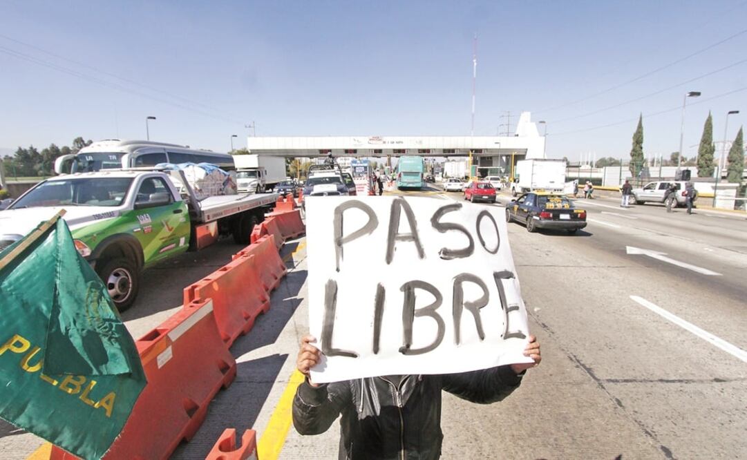 En redes sociales circulan varias invitaciones para marchar el 9 de enero. Citan a la población a las 16:00 horas para concentrarse en el Ángel de la Independencia. (IVÁN STEPHENS. EL UNIVERSAL)