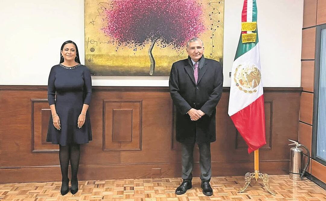 El secretario de Gobernación Adán Augusto López dio posesión a Ariadna Montiel como nueva secretaria de Bienestar. Foto: Segob, Cuartoscuro.