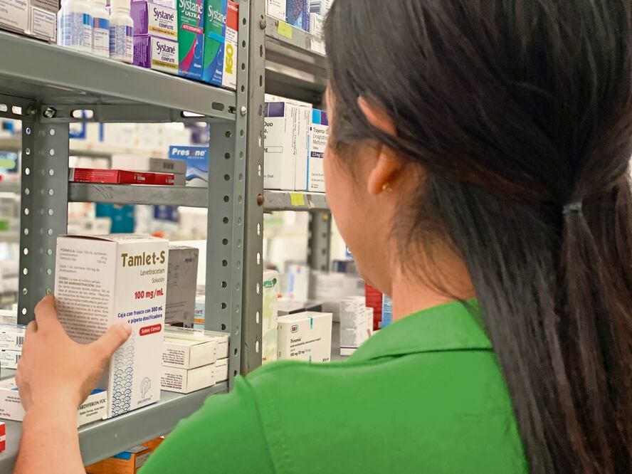 El dominio que ejercen Los Viagras en la comercialización de medicamentos en Michoacán seguramente se va a extender a otras entidades en donde el grupo criminal ejerce el control criminal, advierte experto. Foto: Carlos Arrieta | El Universal