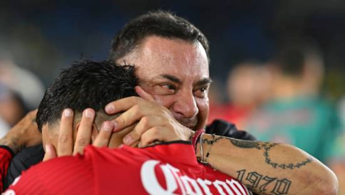 Antonio Mohamed en festejo de gol, durante un partido con los Diablos Rojos de Toluca - Foto: Imago7