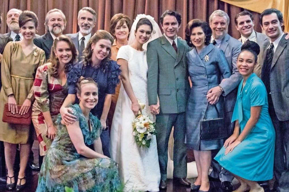 Petronio Gontijo (al centro) es el actor que da vida al religioso (CINÉPOLIS DISTRIBUICIÓN)