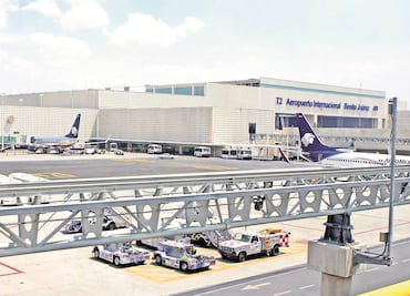 AICM reanuda operaciones tras suspensión por banco de niebla