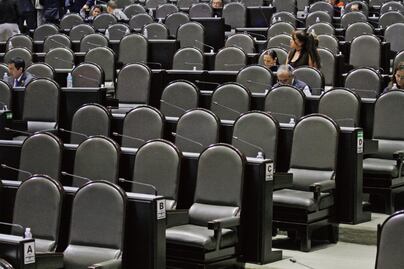 PAN dona bono secreto, PRI lo oculta y PRD duda