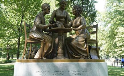 Inauguran en Central Park primera estatua que rinde homenaje a “mujeres verdaderas”