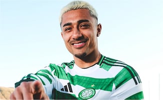 Julián Araujo se queda sin el técnico que lo llevó al Celtic